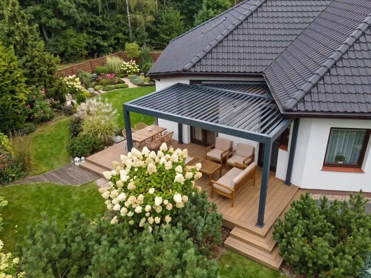 Pergola tarasowa Warszawa — realizacja 4 Realizacja pergoli tarasowej Warszawa — projekt nr 4 Tarasy Wesoła